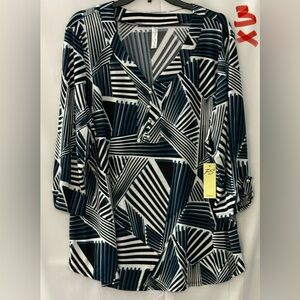 Perseption Abstract Black and White Blouse